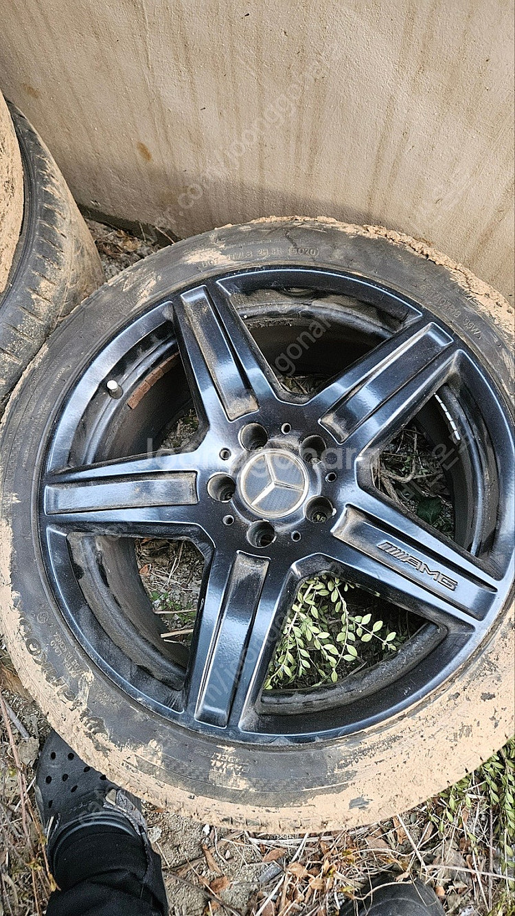 W212 E63AMG 18인치 순정휠--1